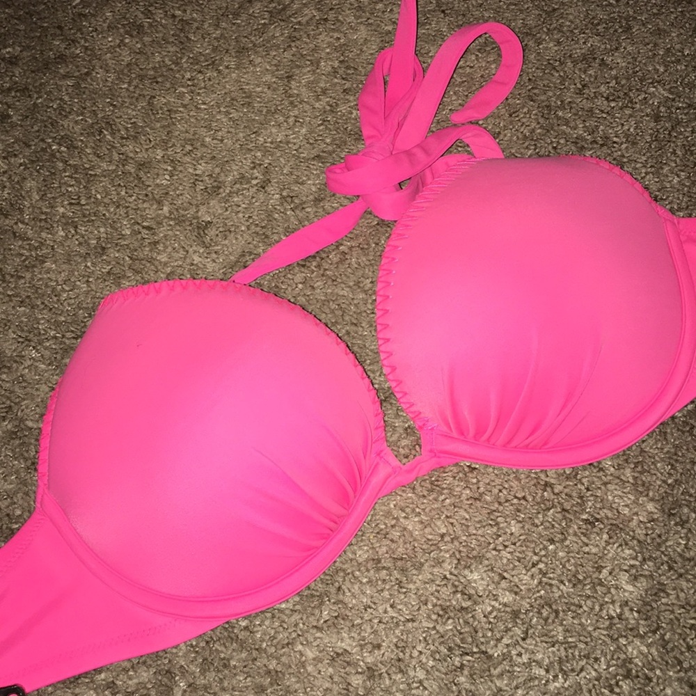 Victoria’s Secret push-up bikini top